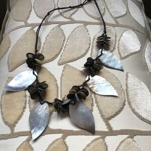 Mother of pearl necklace